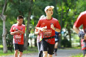 BIB: 0182, 383
                            <button type="button" onclick="openModal(5131007)" class="btn btn-primary btn-sm float-right btn-popup" data-toggle="modal" data-target=".modal-high-quality">
                        <i class="fas fa-shopping-cart"></i> Add to Cart
                    </button>
                                            <button type="button" onclick="isThisMe(5131007, true)" class="btn btn-success btn-sm float-right btn-popup btn-isme hidden" data-toggle="tooltip" data-placement="bottom" title="นี่คือรูปของคุณใช่ไหม คลิกที่นี่เพื่อเอาเข้าอัลบั้ม">
                        <i class="fas fa-plus"></i> Add to album
                    </button>
                    <button type="button" onclick="isThisMe(5131007, false)" class="btn btn-warning btn-sm float-right btn-popup btn-isnotme hidden">
                        <i class="fas fa-ban"></i> Remove from album
                    </button>